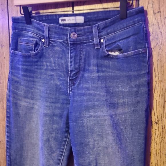 LEVI'S Classic Mid-Rise Skinny Jeans - Size 8 - Picture 3 of 5